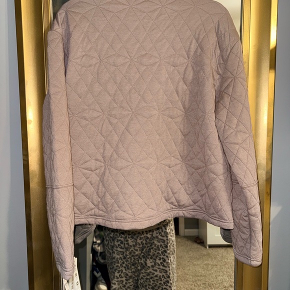 RBX Women's Quilted Puffer Jacket in Light Mauve - Picture 5 of 5